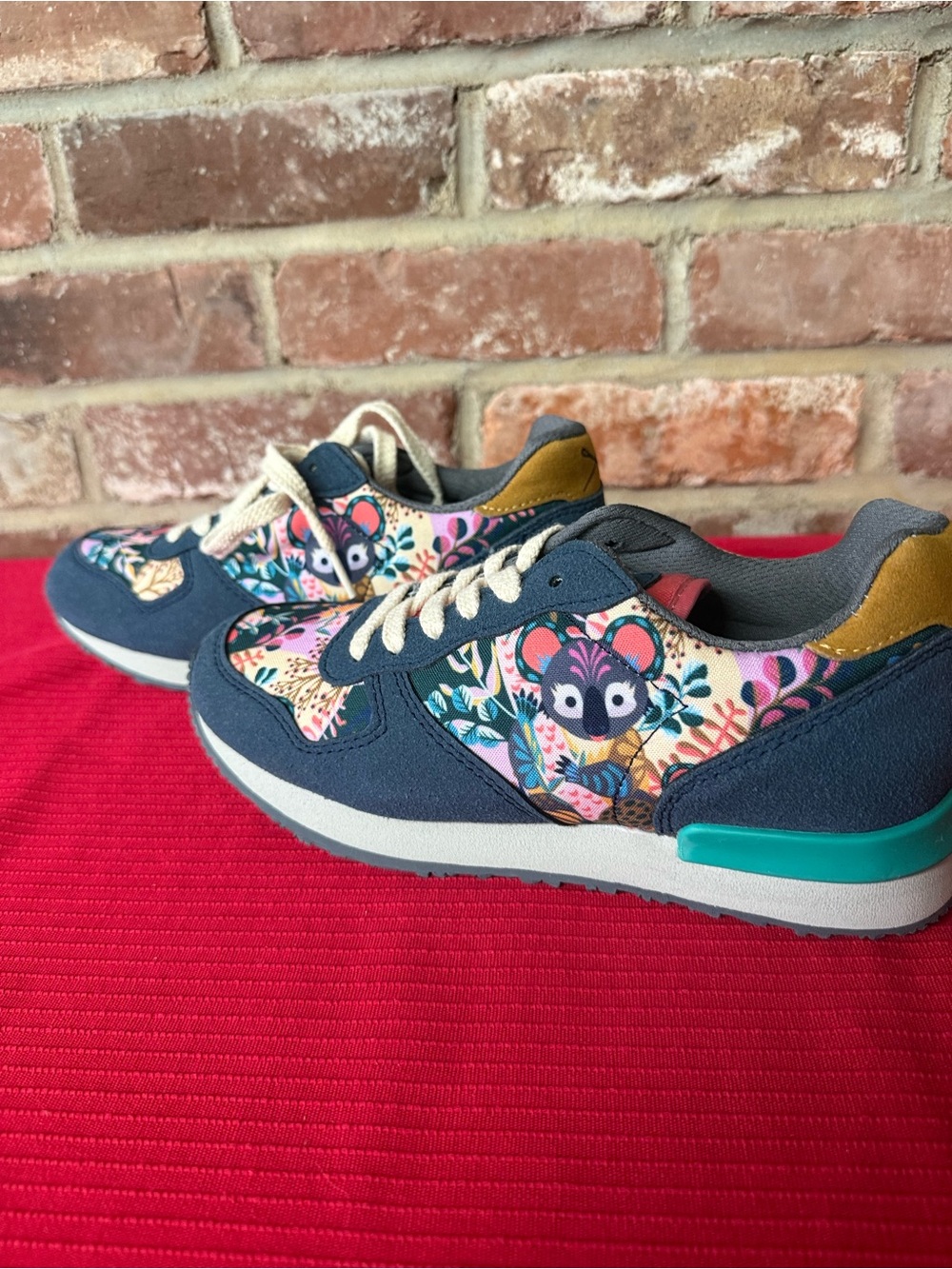 Inkkas Koala Sneaker NWT size 6 - Picture 4 of 11